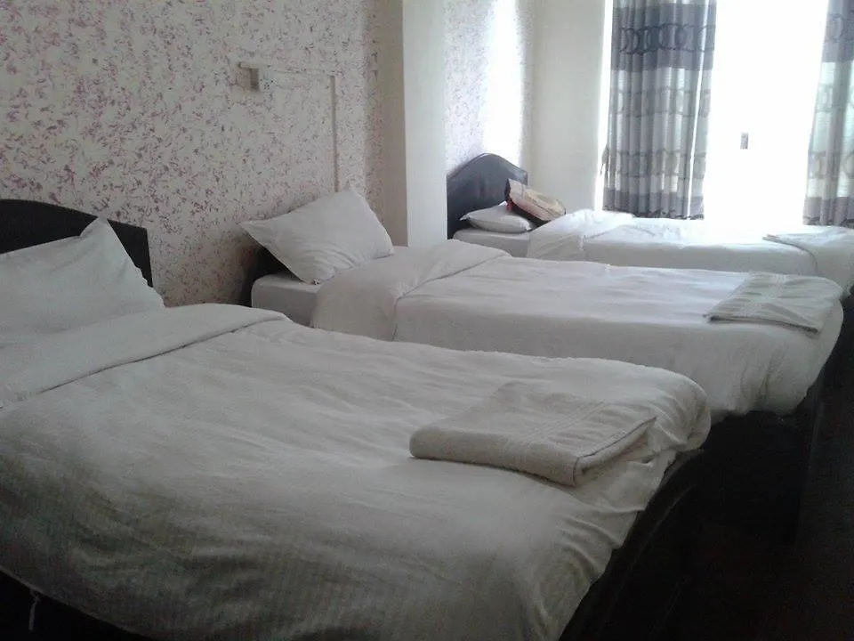 Peak Point Hotel Kathmandu 2*,