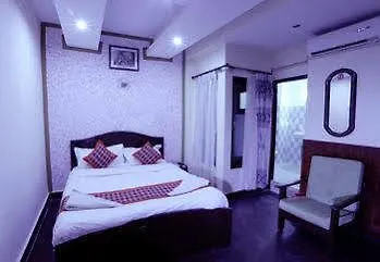 Peak Point Hotel Kathmandu 2*,